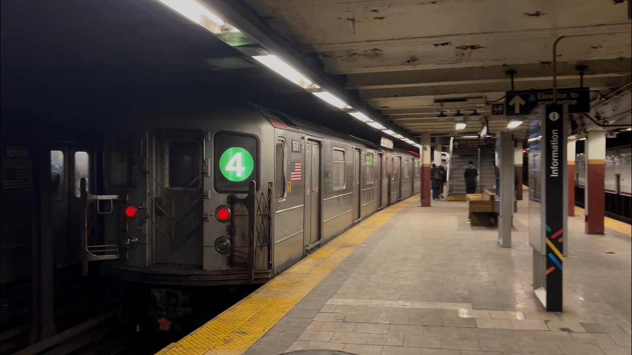 R62A/R142/R142A (4) (6) Train Action @ Brooklyn Bridge