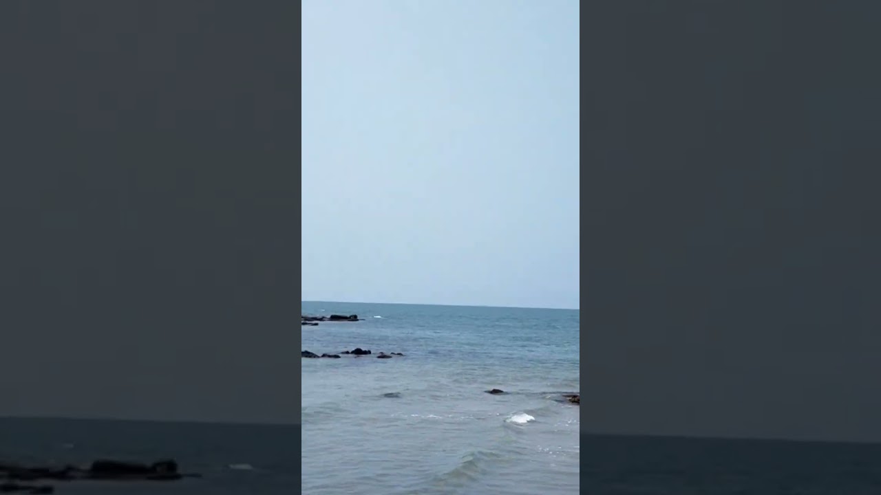 Sea in Koh Sampouch in Kampong som