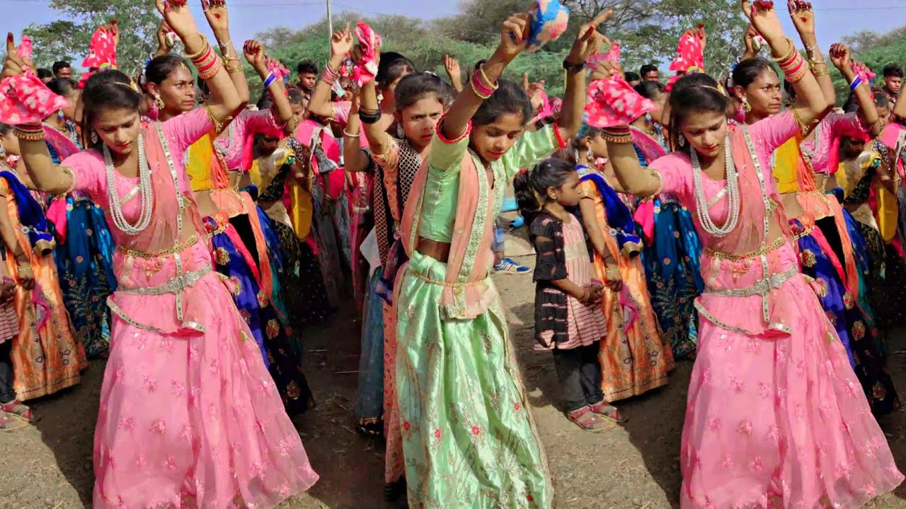 छोरी_💃तारा_वालो_रुमालियो_🌠झलके_घणो_रे || Prem No Rumal || VK Bhuriya || Adivasi Girls Timli Dance