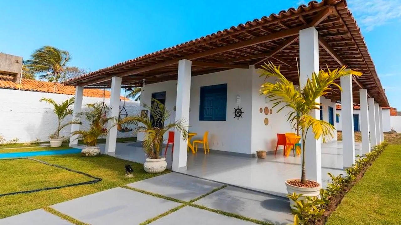 59 CASAS com VARANDA ao REDOR
