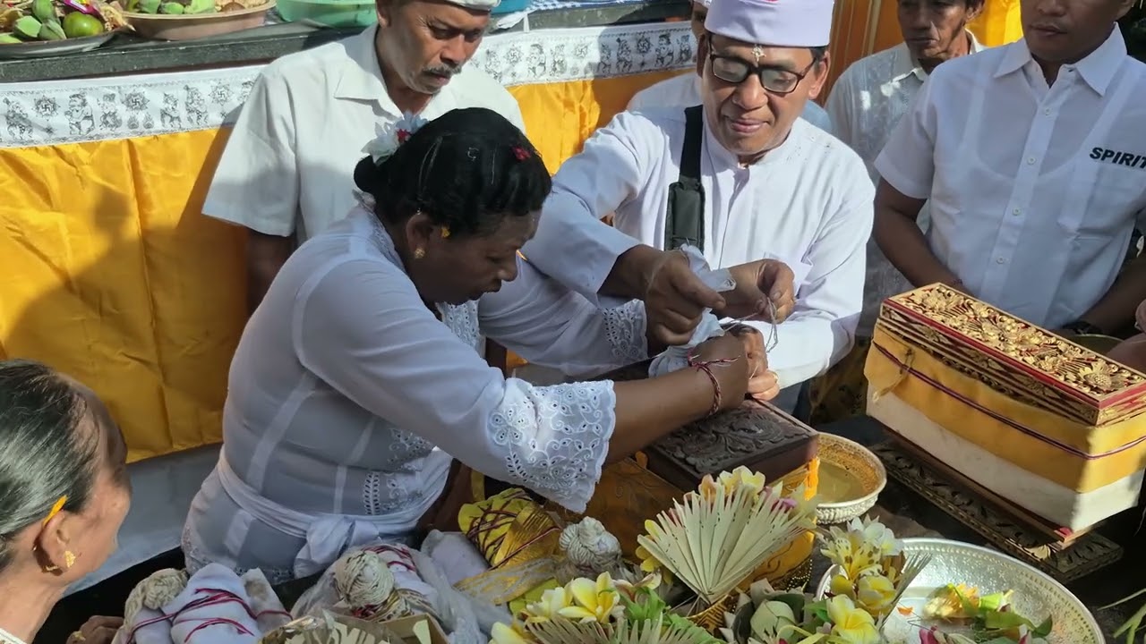 PROSES PENYUCIAN PUSAKA RING PURA PEJENENGAN DESA DUDA 2026