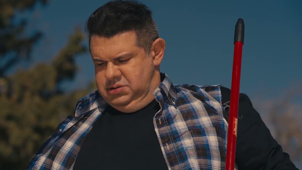 Οϊ λαομόν! - Κάμπινγκ - Σπανιάς Teaser 6