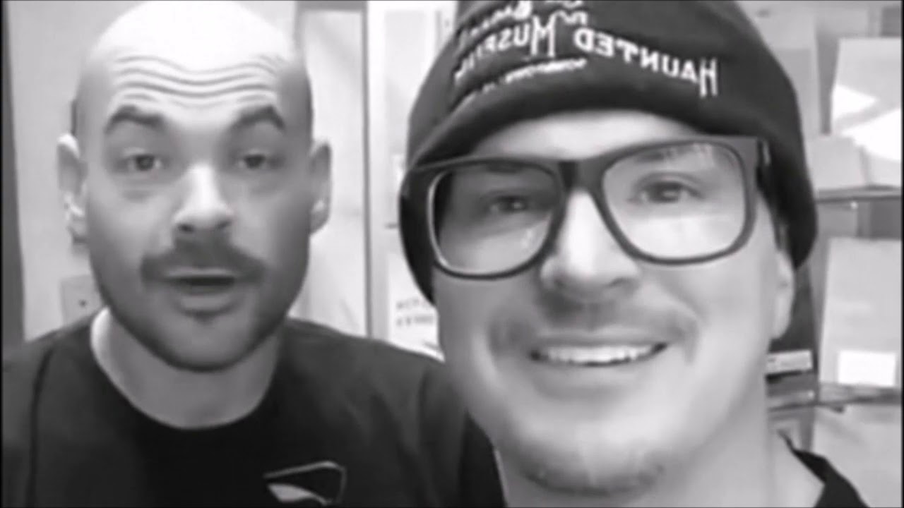 Zak Bagans/Aaron Goodwin - Nobody - Slash video 3 (fanfiction)