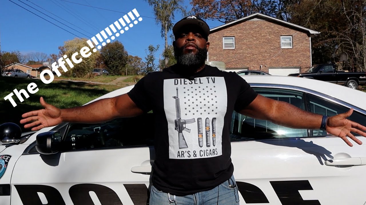 Welcome to the office!!! Police car tour.