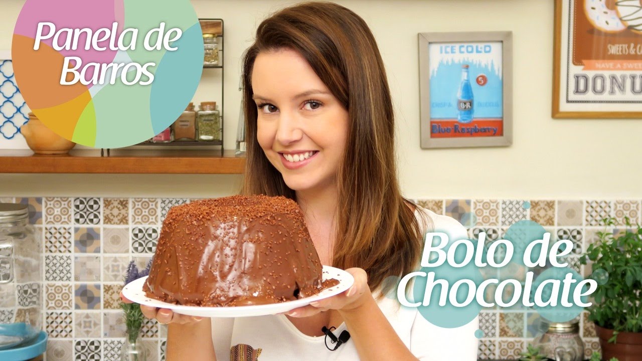 BOLO DE CHOCOLATE MUITO FÁCIL