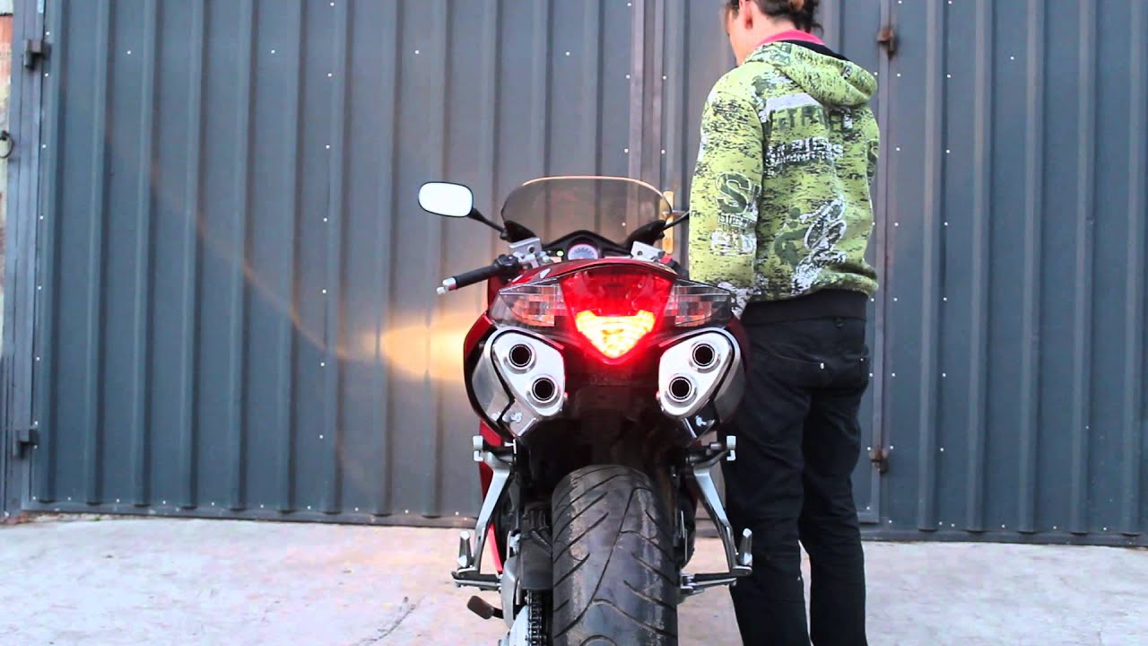 Honda VFR800 Vtec exhaust modification