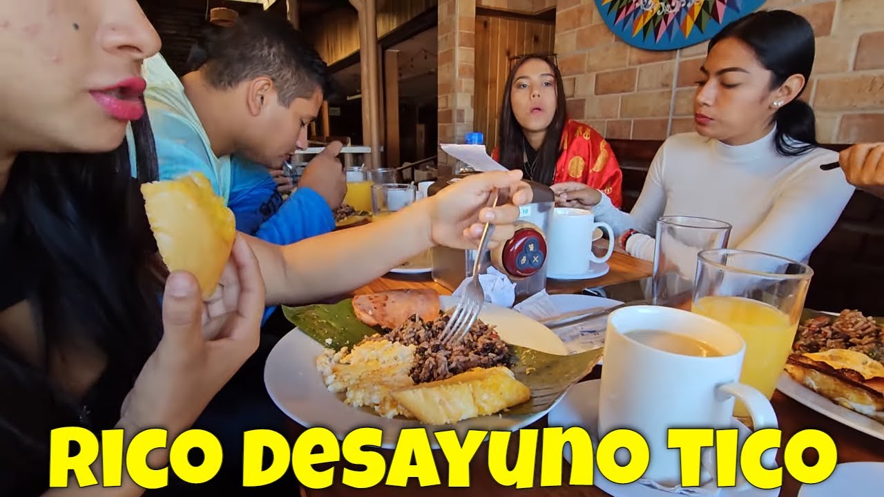 Disfrutamos de un rico desayuno tico. Los viajeros quieren ir a estos lugares