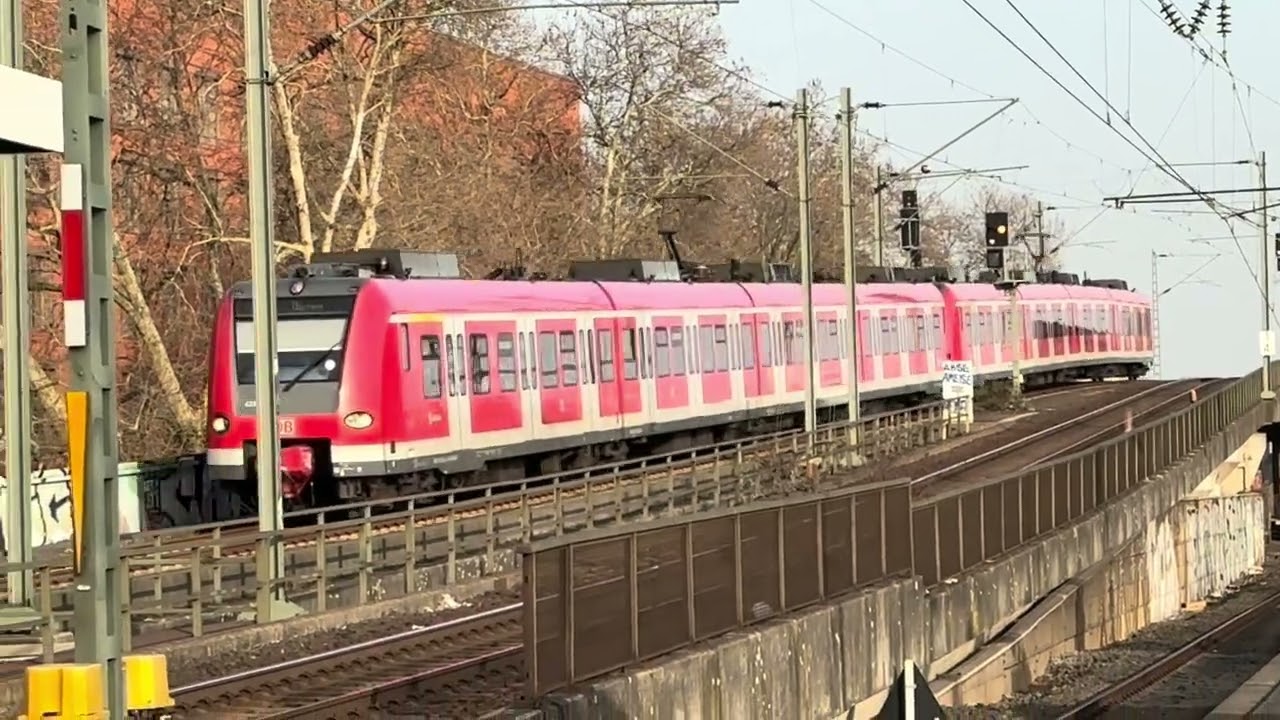 Trains at Köln Messe / Deutz Station , ICE , DB, National Express.