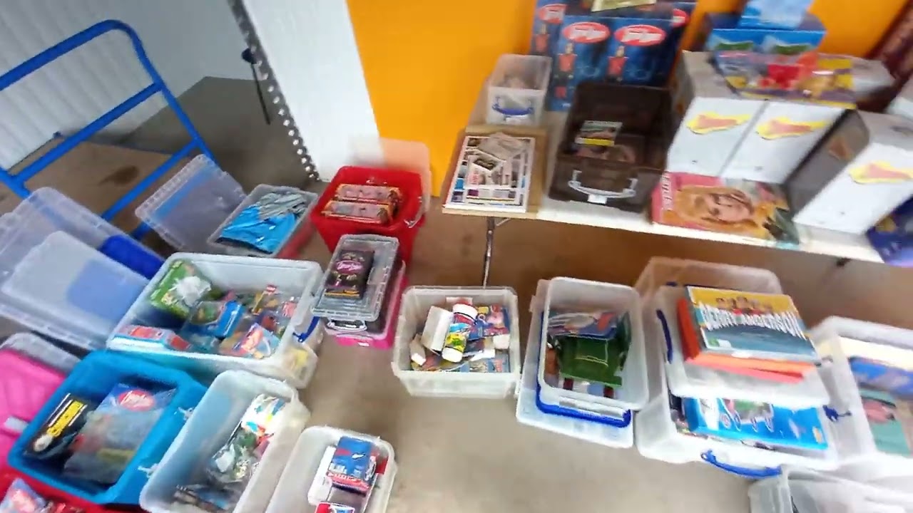 Buying a lifetime Gerry Anderson collection 🤯 Thunderbirds Space 1999 Captain Scarlet toys & models