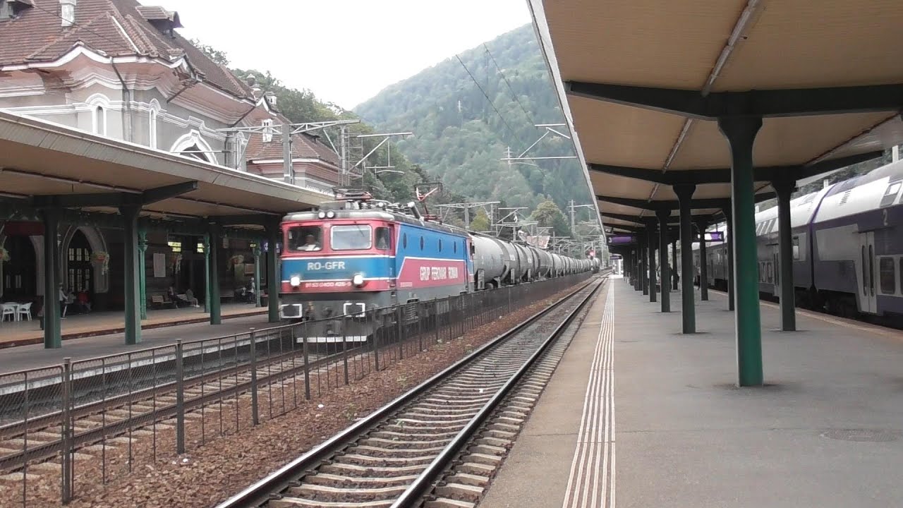 Trenuri & Activitate in Gara Sinaia - 05 Septembrie 2024 [DRONE]