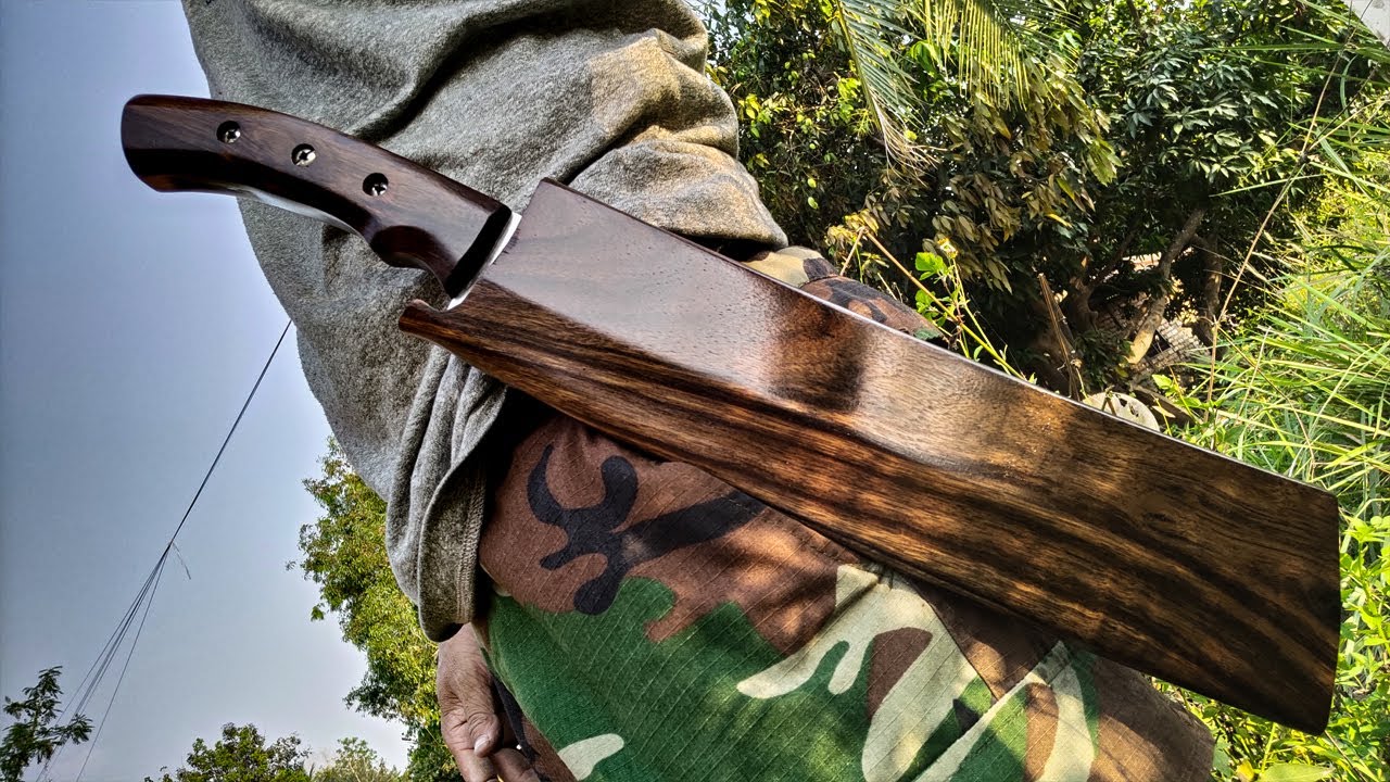 KNIFE MAKING - FORGING A PERFECT FULL TANG MACHETE FOR CAMPING | Handmade Machete
