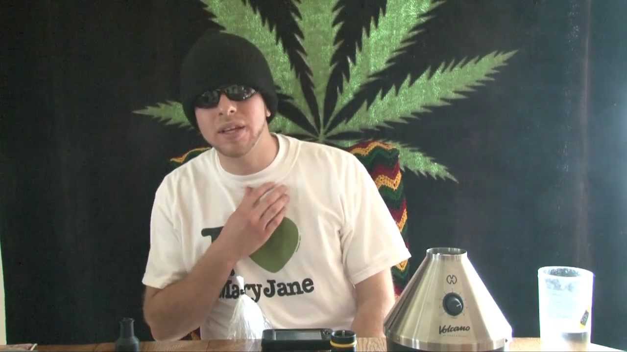 SMOKENICE23 SMOKES VOLCANO BAGS TO THE FACE (9)