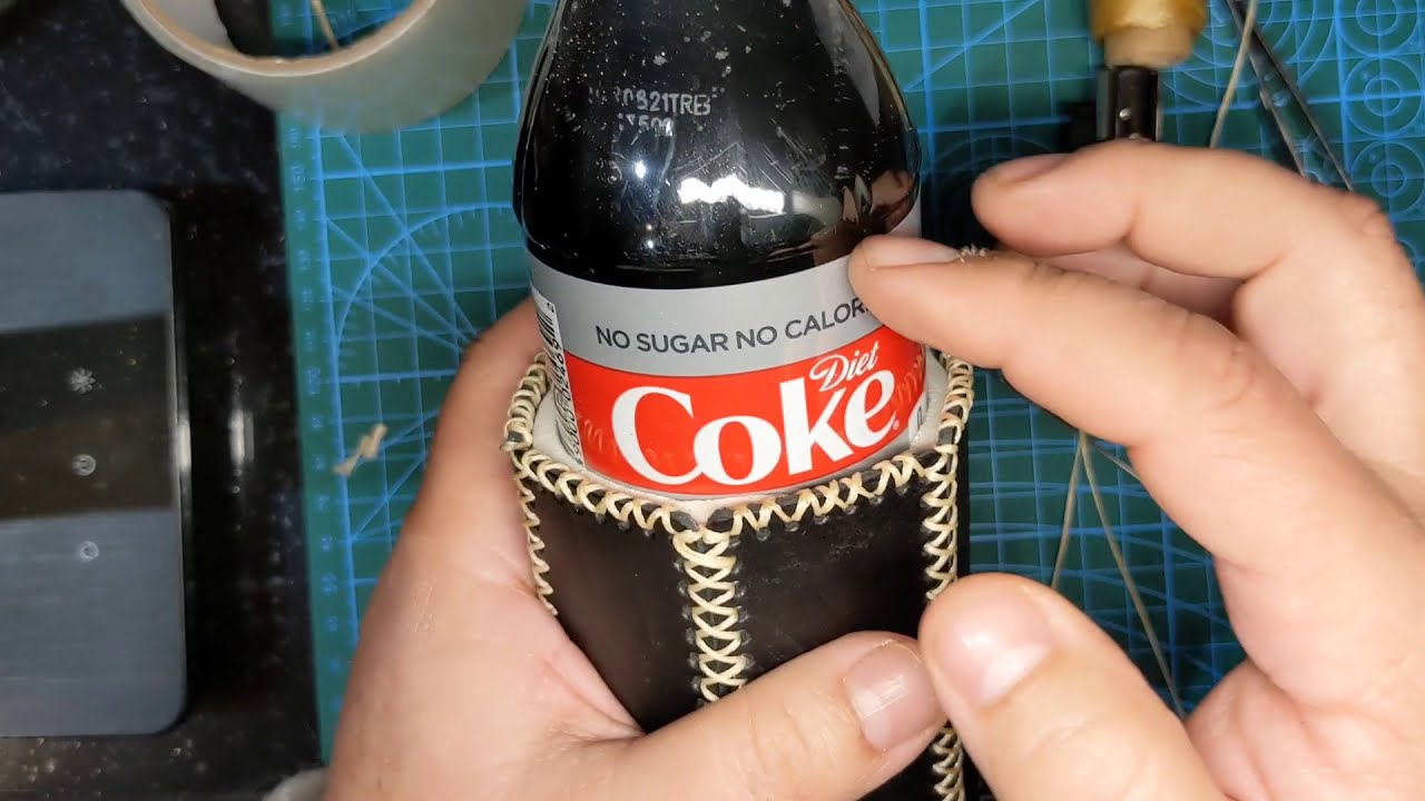 Forro aislante para refresco de lata o botella en piel Leather DIY Can Wrap