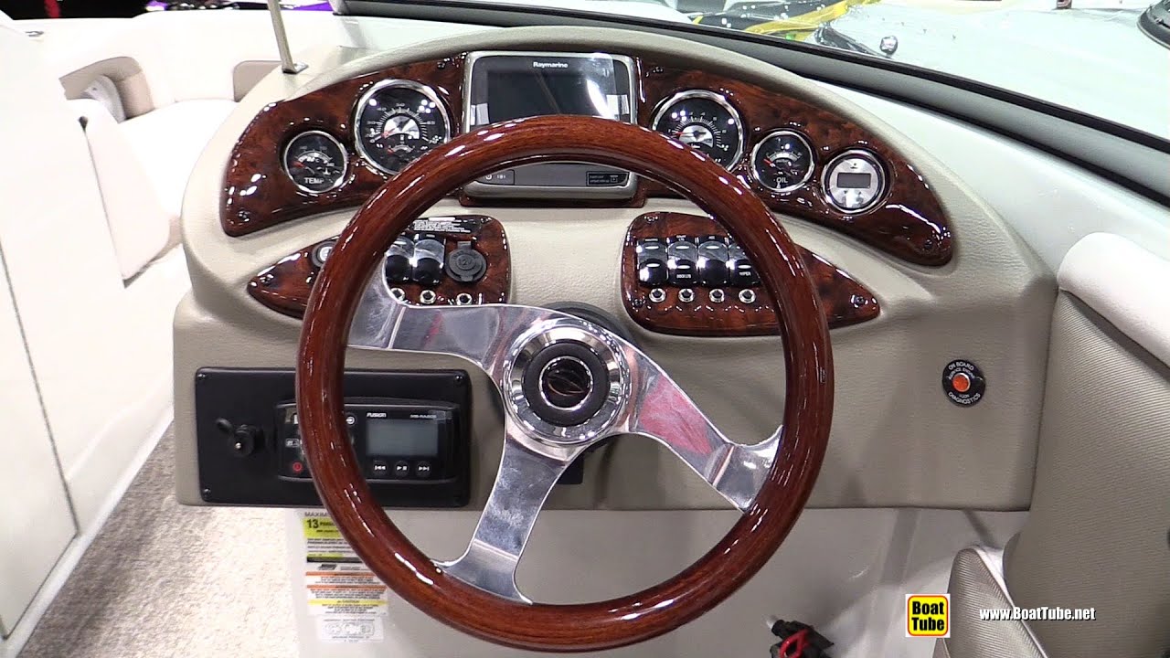 2015 Crownline E-4 Deckboat Motor Boat - Walkaround - 2015 New York Boat Show