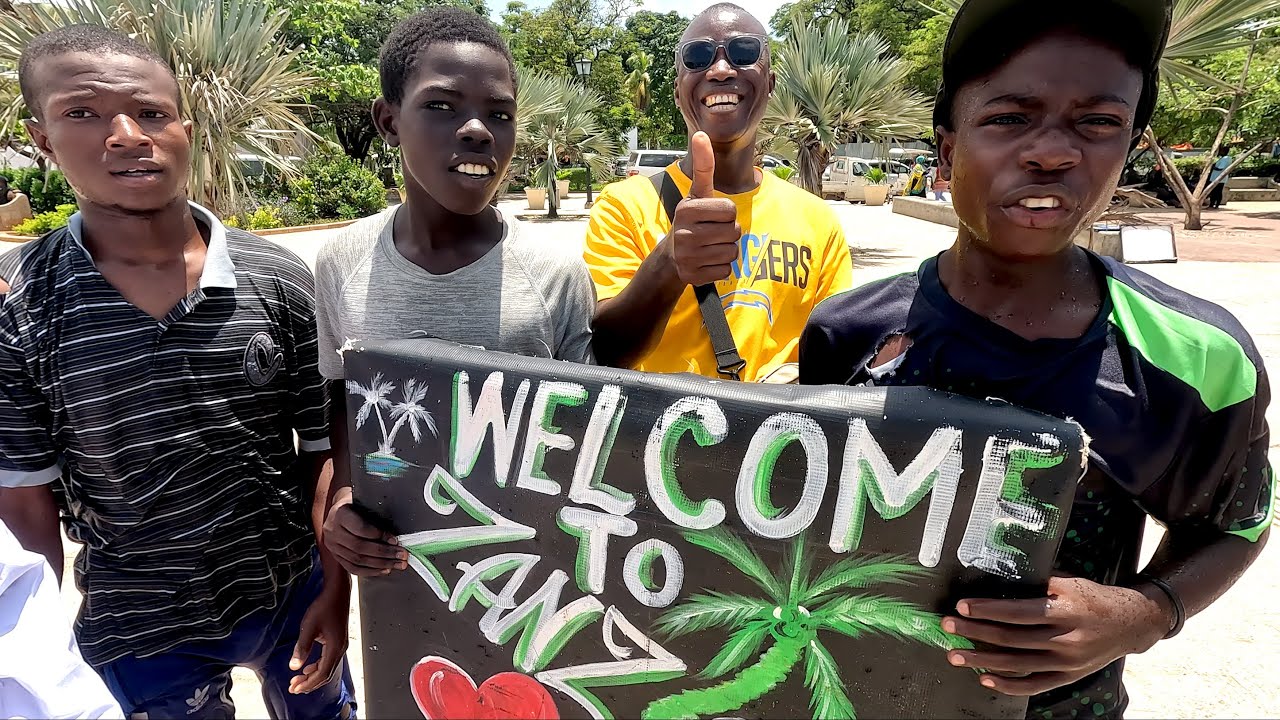 Zanzibar & Arab Slave Marke ... My First Impression!