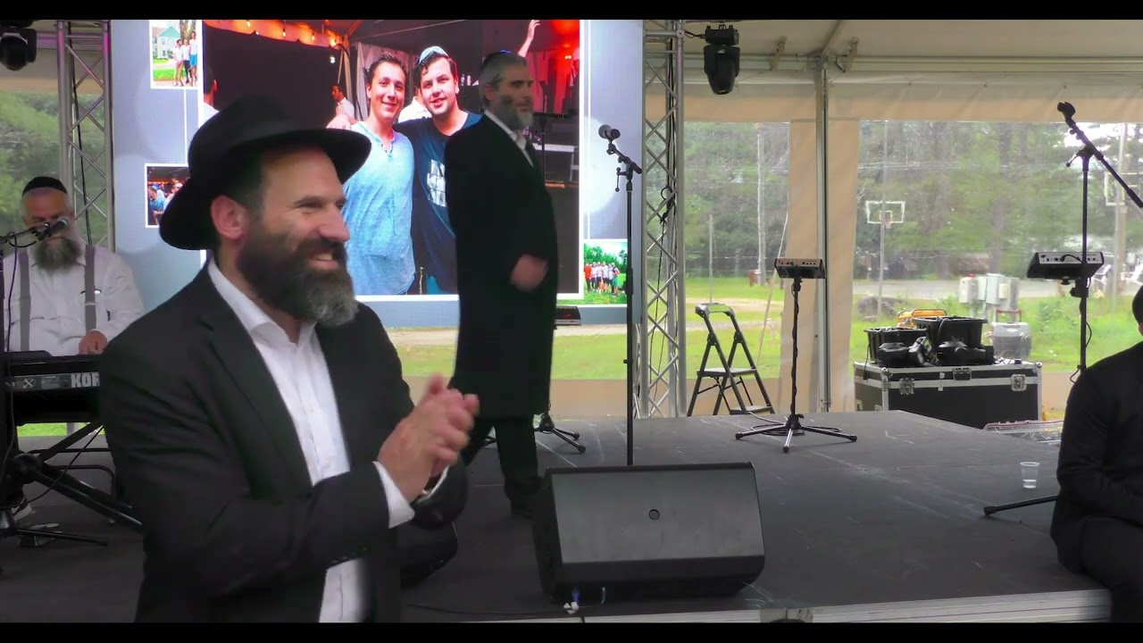 Dovid Volkowitz Hachnosas Sefer Torah At Camp Sulam