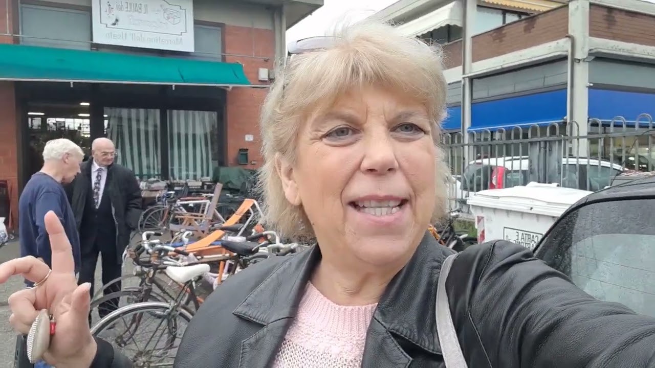 Cose d epoca e acquisti ai mercatini dell usato di Pistoia #25 ottobre 2024