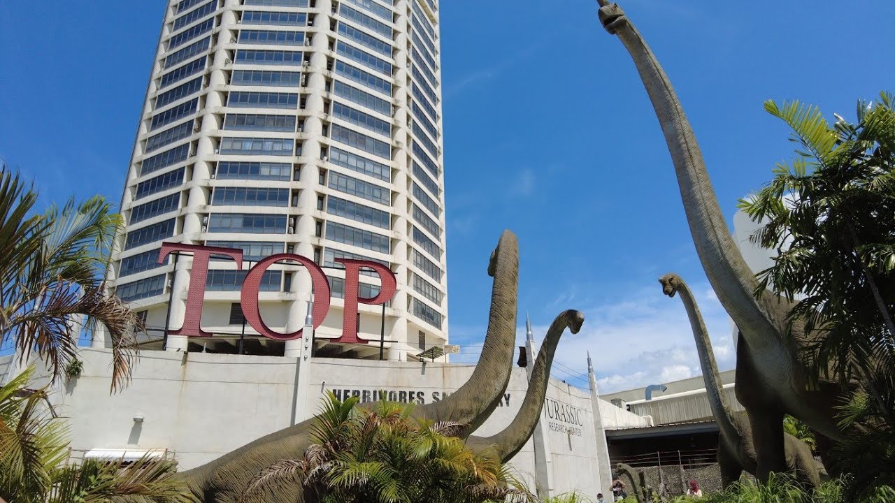 DINOSAUR PARK, AQUARIUM, WALK ON GLASS. KOMTAR The TOP Penang Theme Park | PLAY | MALAYSIA