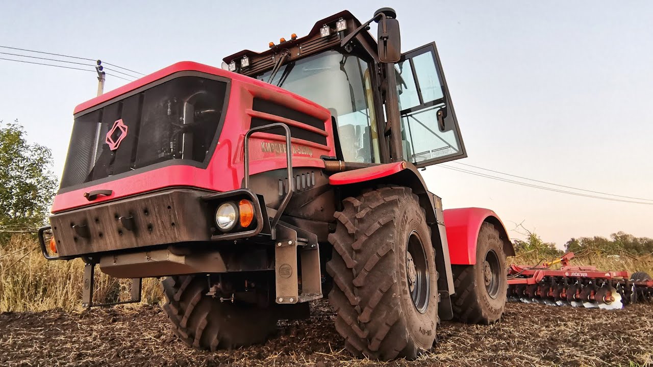Трактор Кировец К525пр работает в поле | 4K | Kirovets k525pr tractor works in the field
