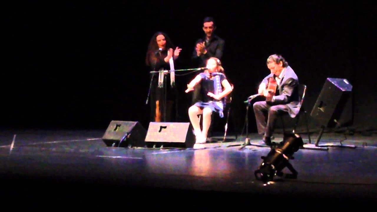 REYES CARRASCO CANTA TANGOS DE GRANA