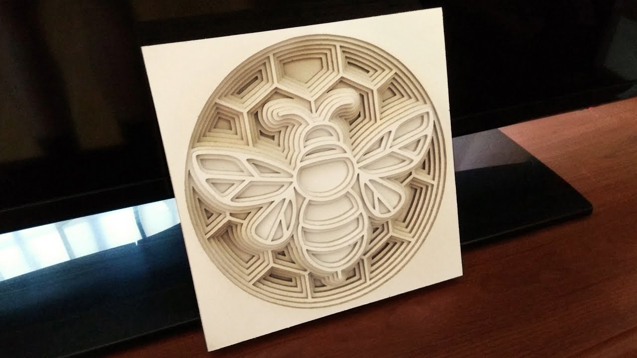Bee on honeycombs - Scroll saw fretwork project
