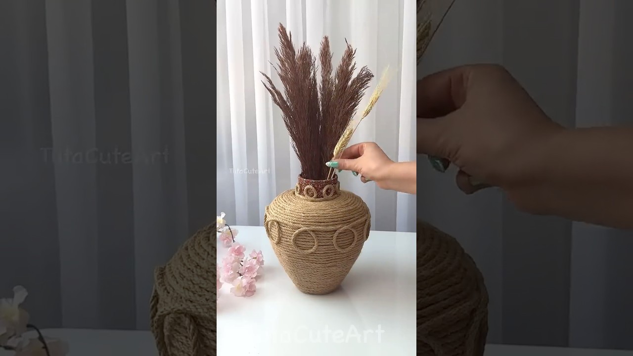 DIY beautiful vase 🏺