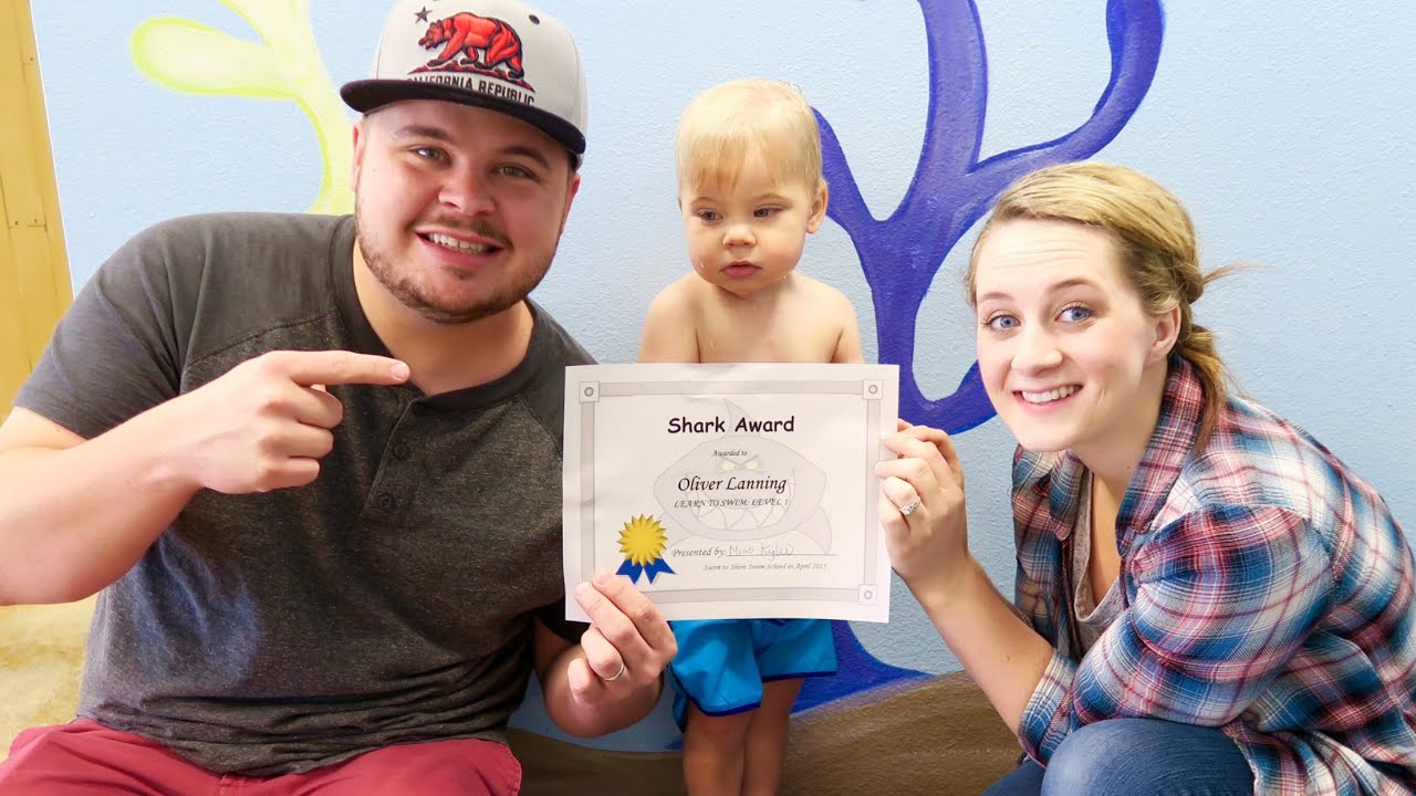 TODDLERS FIRST SWIMMING AWARD!!