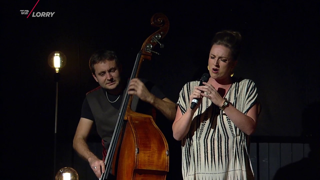 Sinne Eeg - Thomas Fonnesbaek performing Willow Weep for Me