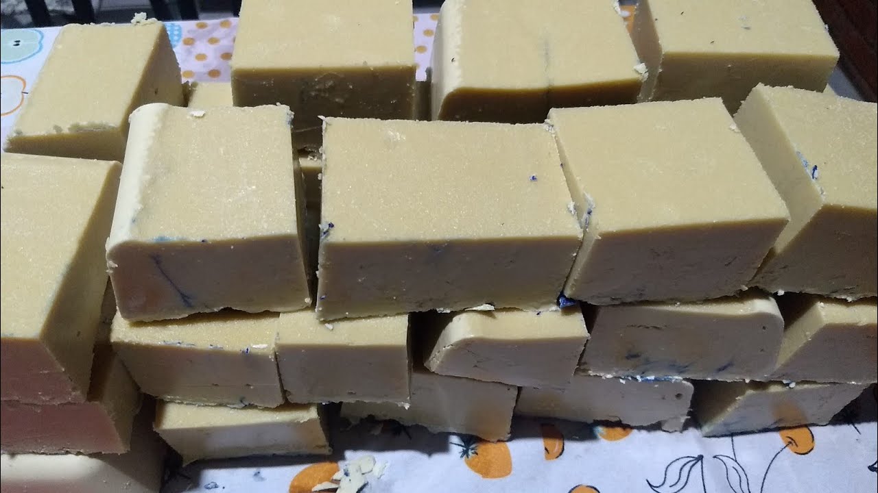 sabao de óleo usado com pinho sol sabão em pó de coco