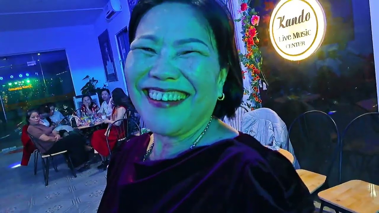 Sinh nhật Hồ Tiến phòng trà Kando , thay cho lời chào Noel # hoangmaidancevlog #