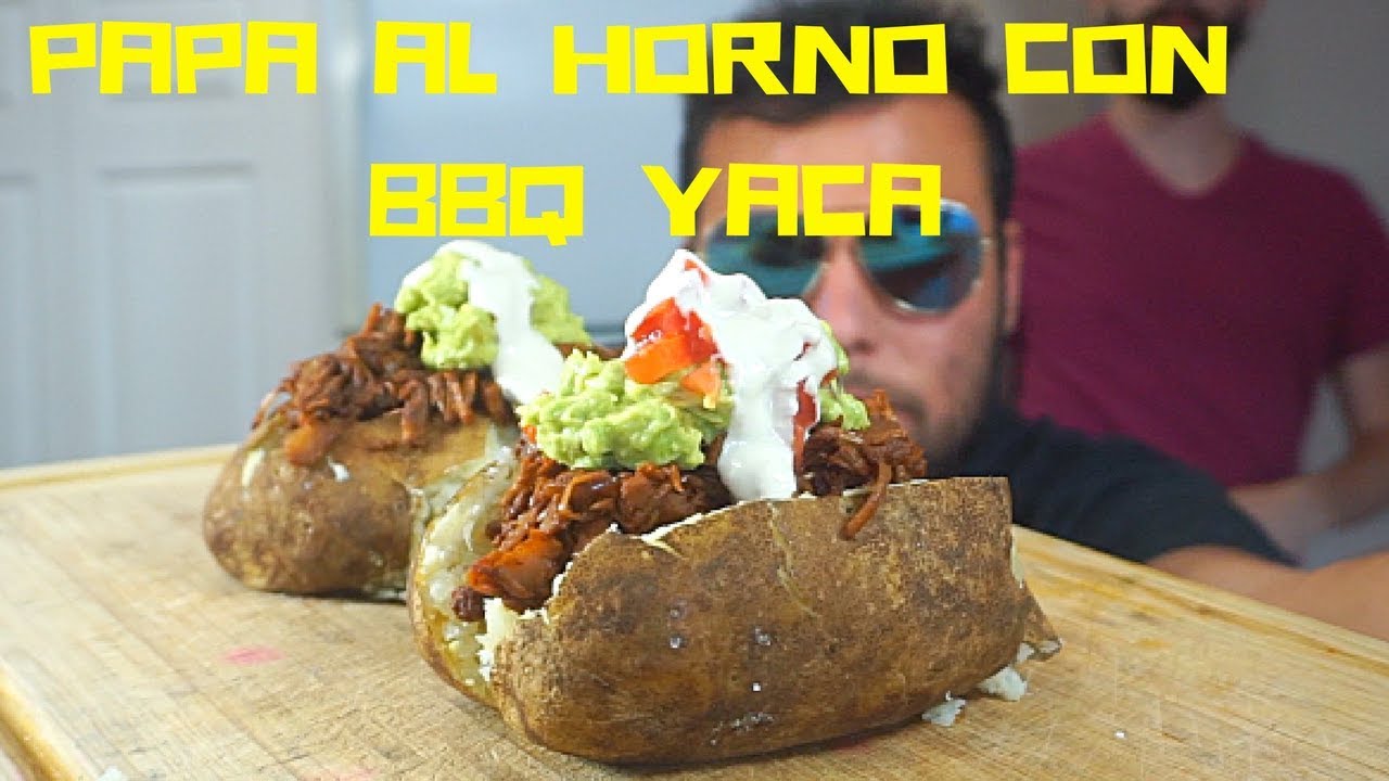 PAPA VEGANA AL HORNO CON YACA AL ESTILO BBQ