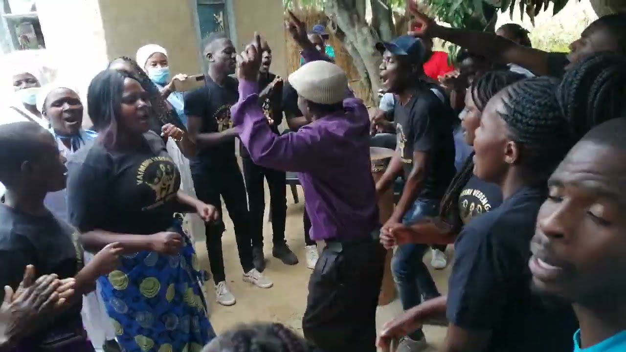 Sacred harmonies (NDIDANE NDIDAIRE) live at Dzumbunu