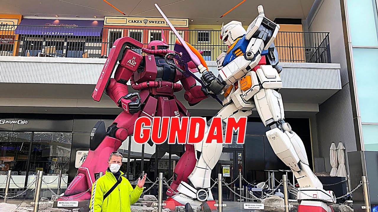 I went to GUNDAM SQUARE Cafe and Hobby Shop in Osaka, Japan