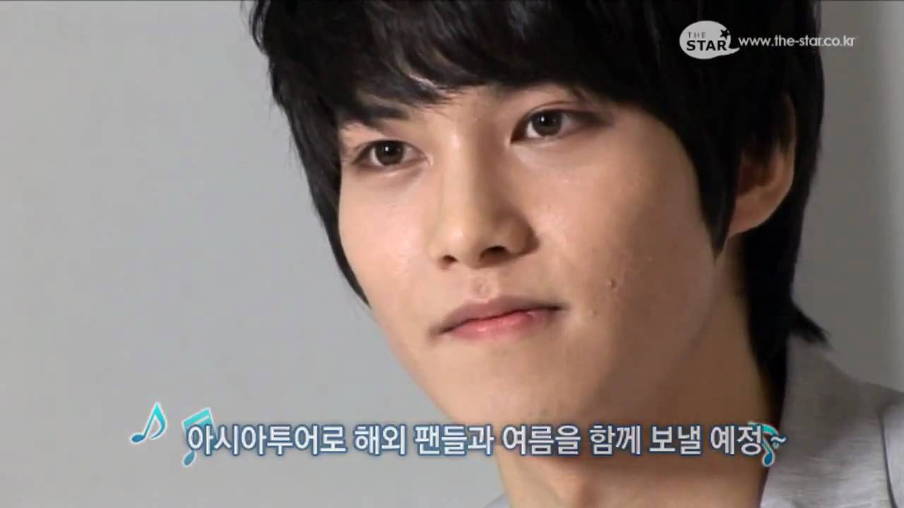 CNBLUE (Lee Jong-Hyun) - The Star [Interview]