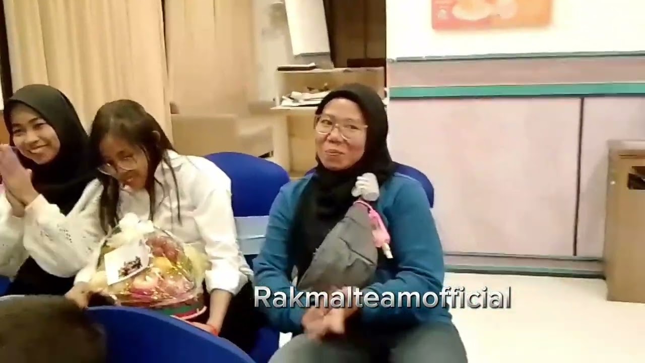 Ketika rakmal melihat vidio peresmian rakmalteam🦋
