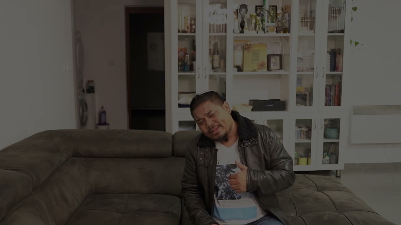 Edia Gollin with lyric/Compose by M.HAOPU......(LOGIC STUDIO)