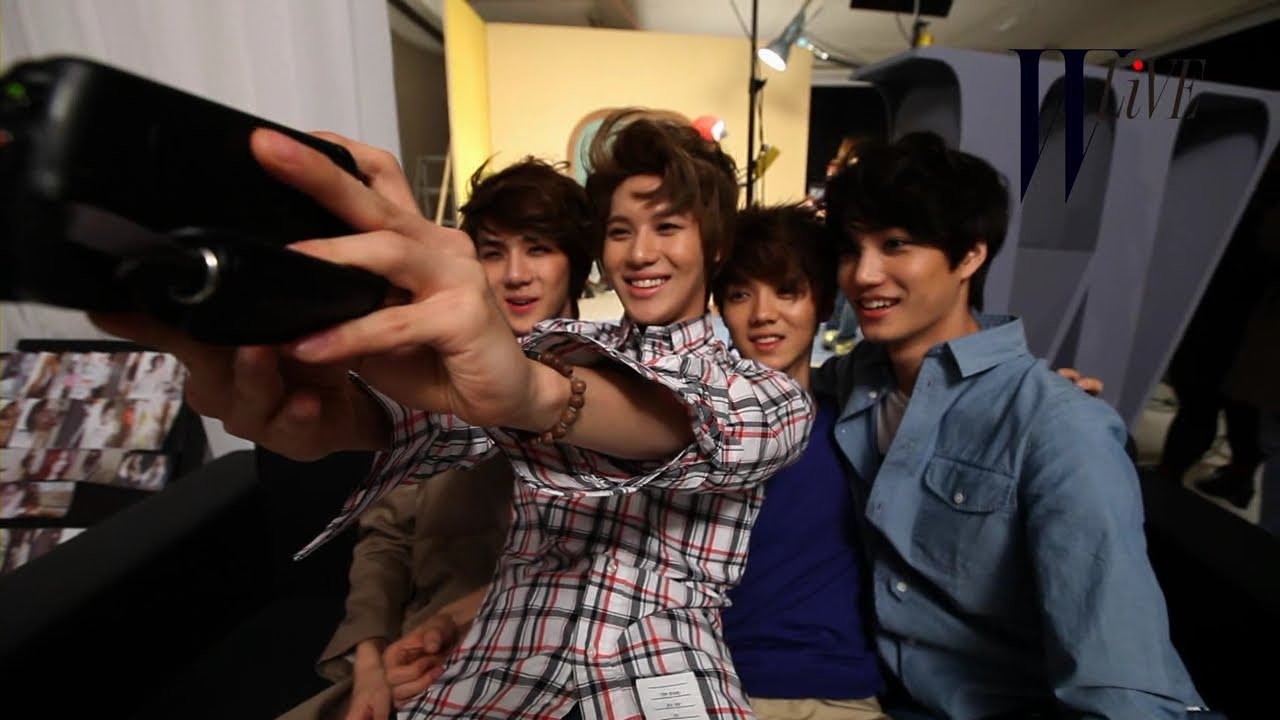 [W Live 1 S.M. Fashionistas] Clip 5_TAE MIN & KAI & SE HUN & LU HAN