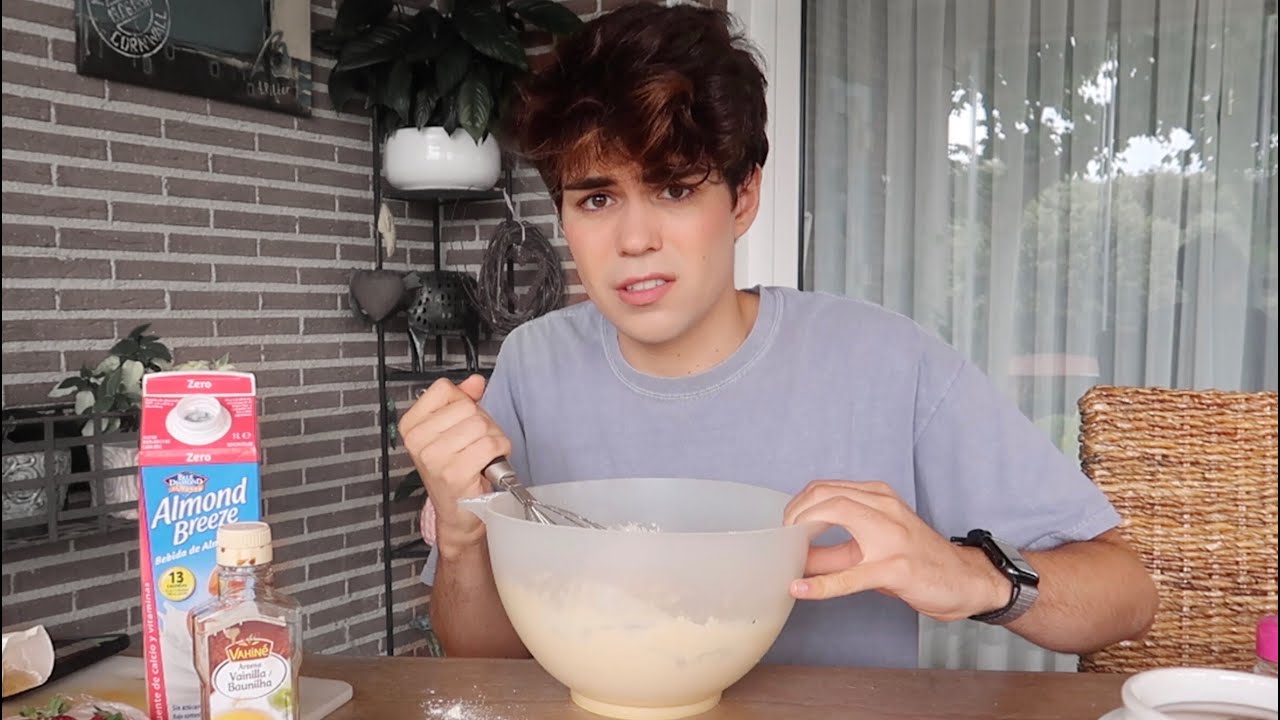i tried to bake a cake WITHOUT a recipe *fails*