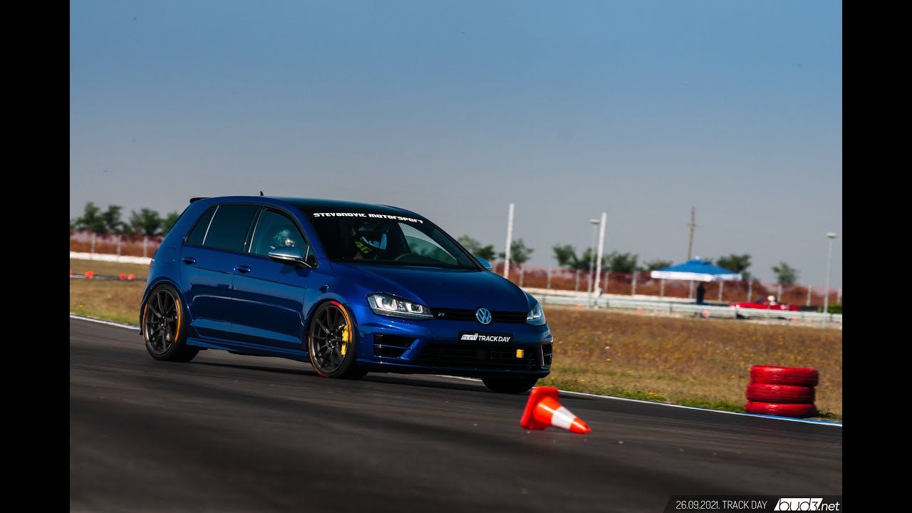 Golf 7R on Navak track day, warm up!