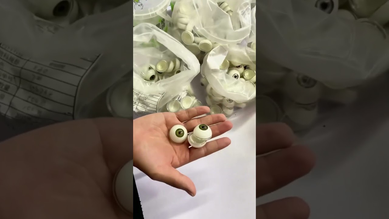 Blending technology and aesthetics, top-tier sex dolls here 