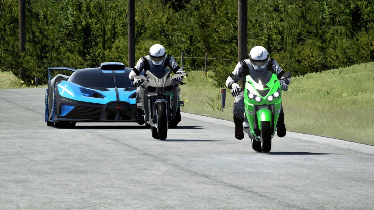Bugatti Bolide vs Koenigsegg CC850 vs Kawasaki Ninja Sports Bikes at Old Spa