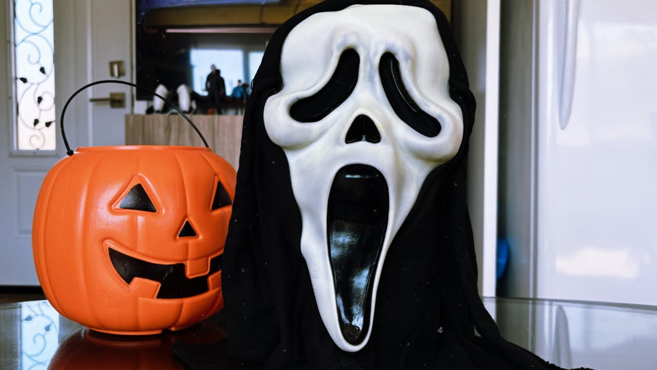 Fantastic faces Gen 1 small dot 1996 Scream Ghostface mask!