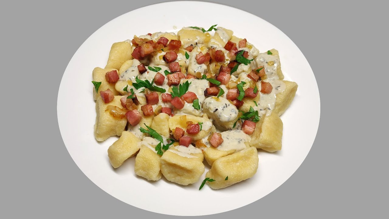 Bramborové noky s nivou a slaninou recept