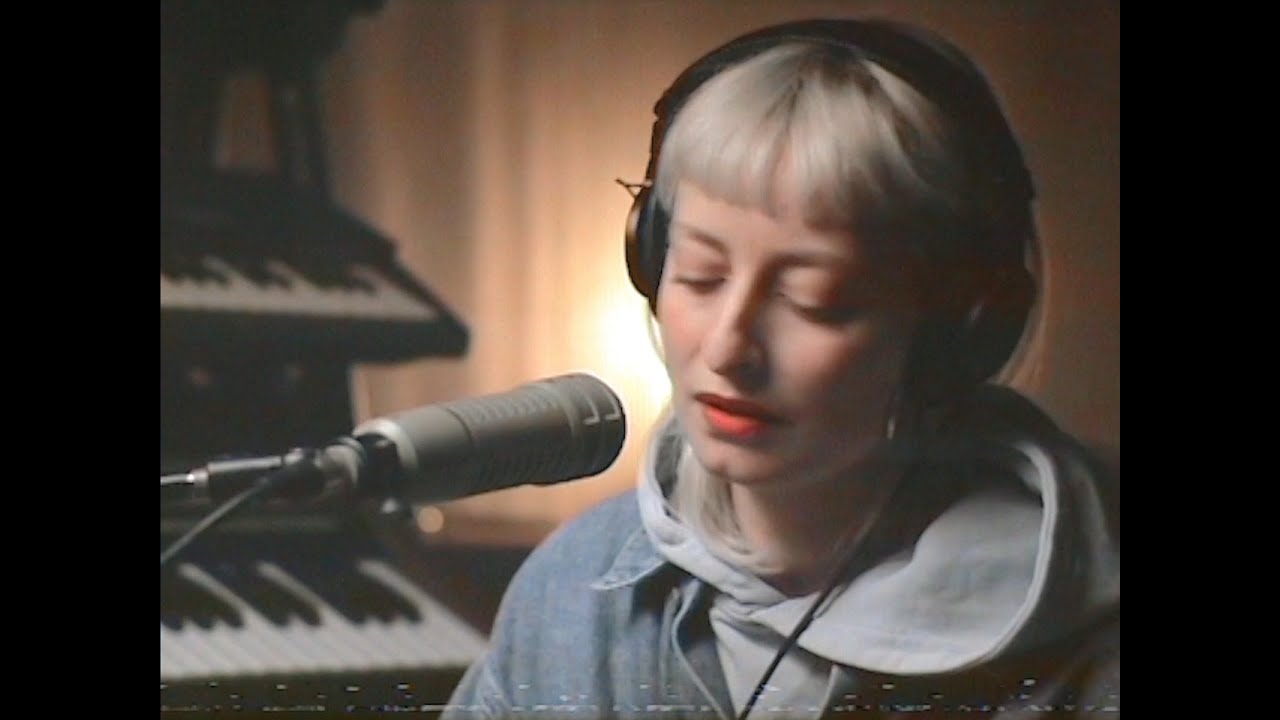 Holly Walker - Deep Dark Cosmos (live version)