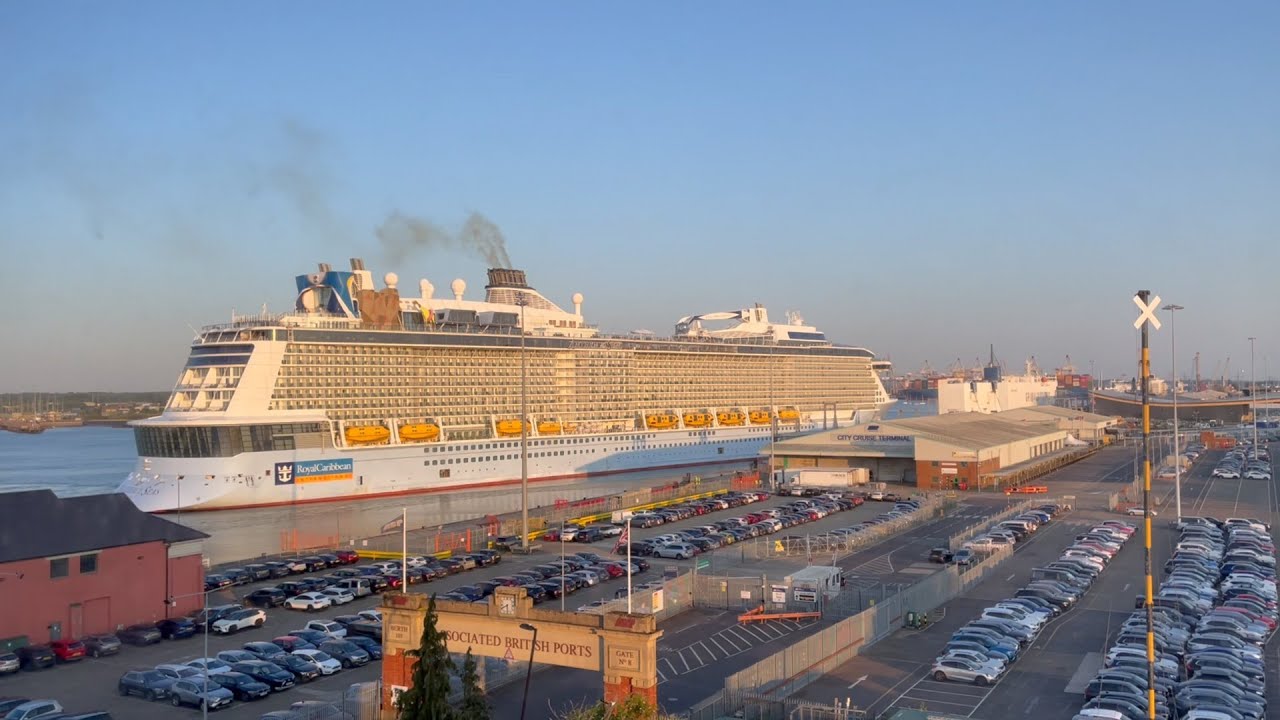 Anthem of the Seas - Boarding day