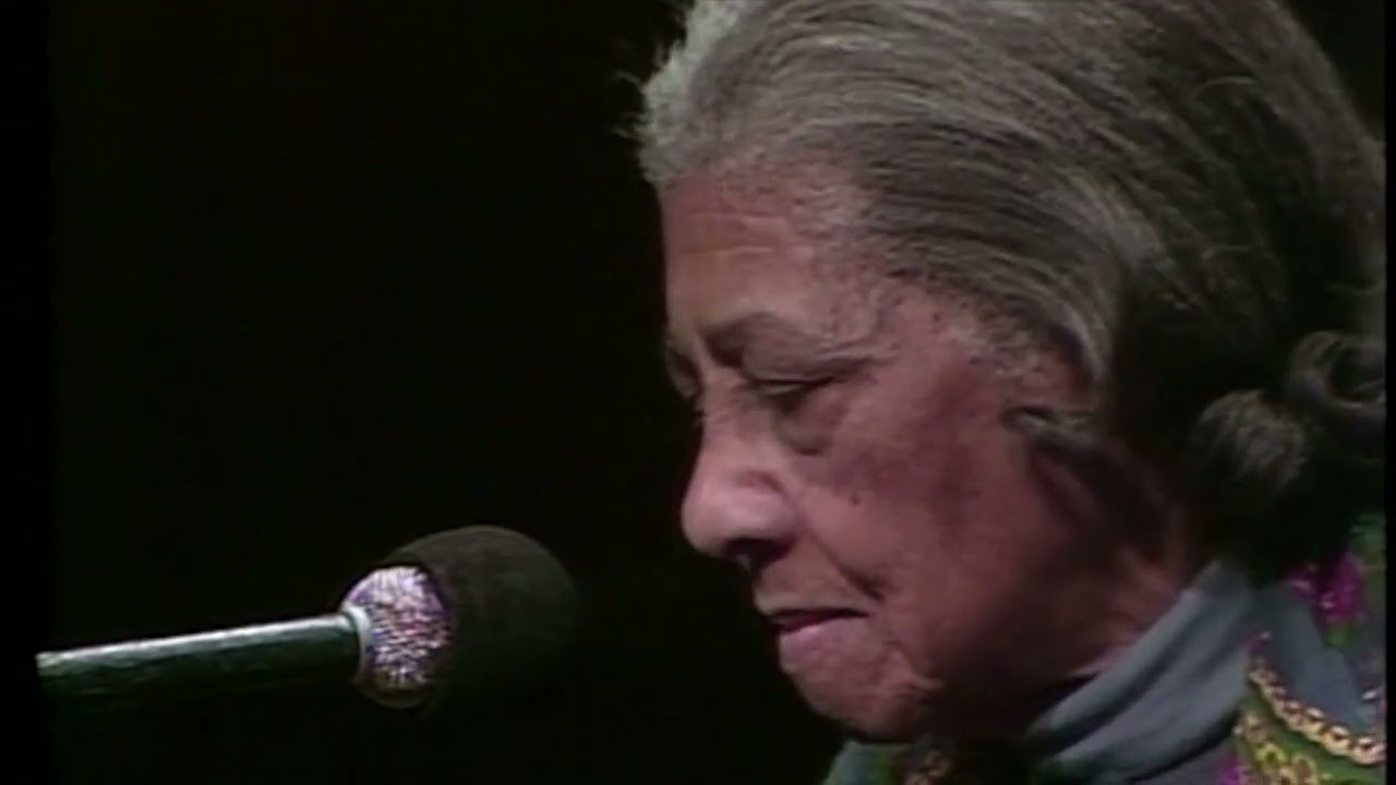 Graduation March - Elizabeth Cotten