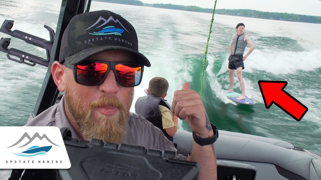 WE MADE A 20FT WAVE!! (Centurion Ri230 Surf Boat)