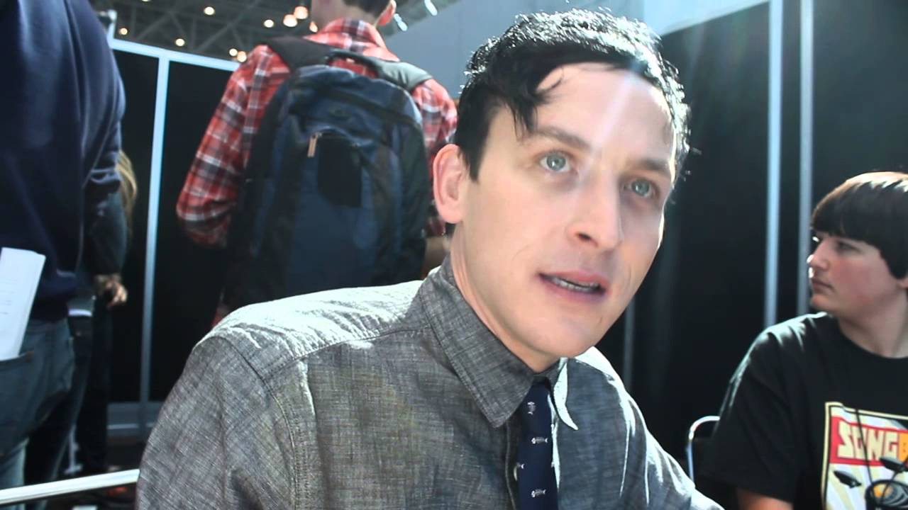 NYCC 2014: Robin Lord Taylor Interview at the Gotham Press Room