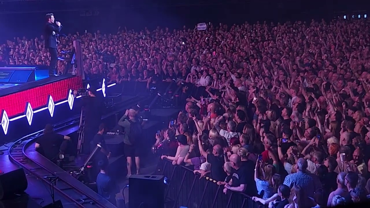 Live: The Killers - Mr. Brightside/Spaceman/Shot at the Night/Run for Cover - Co-op Live Manchester