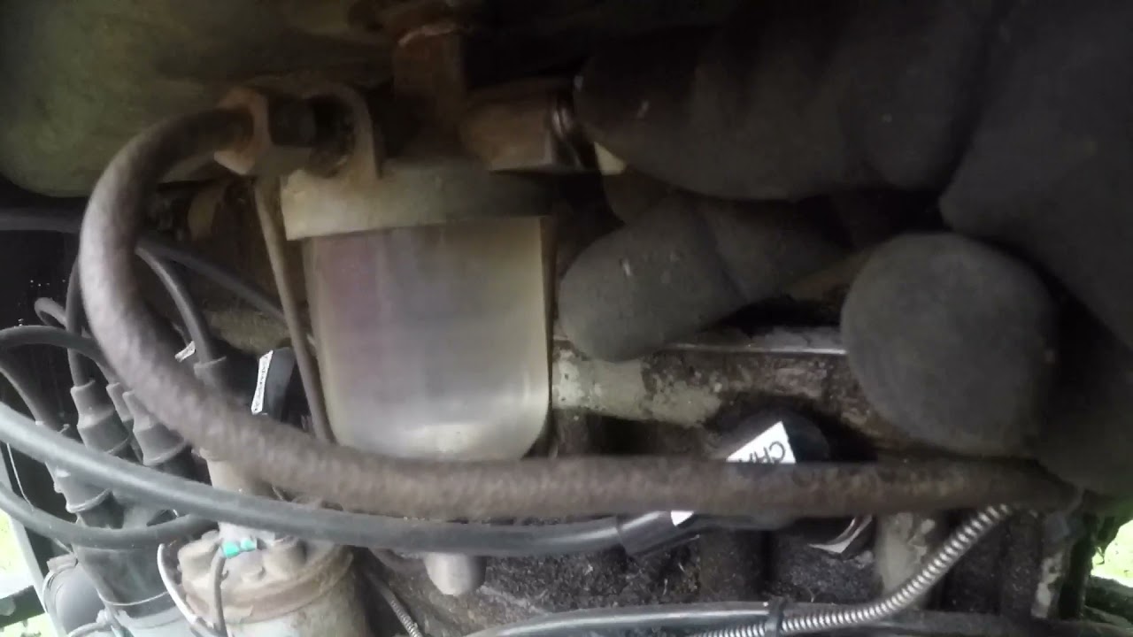How to start old Ferguson TE20 tractor